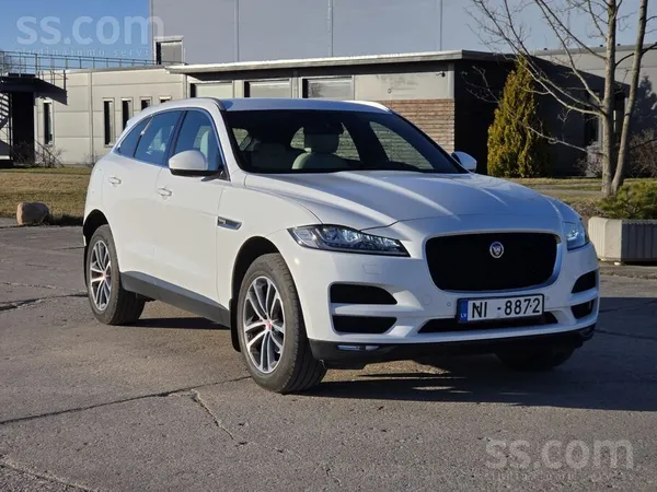 Jaguar Pārdod Jaguar F-Pace 132 Kw , automātiskā pārnesum