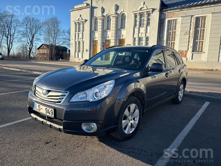 Subaru Kopta un saudzīgi braukta mašīna. Protams vizuāli 