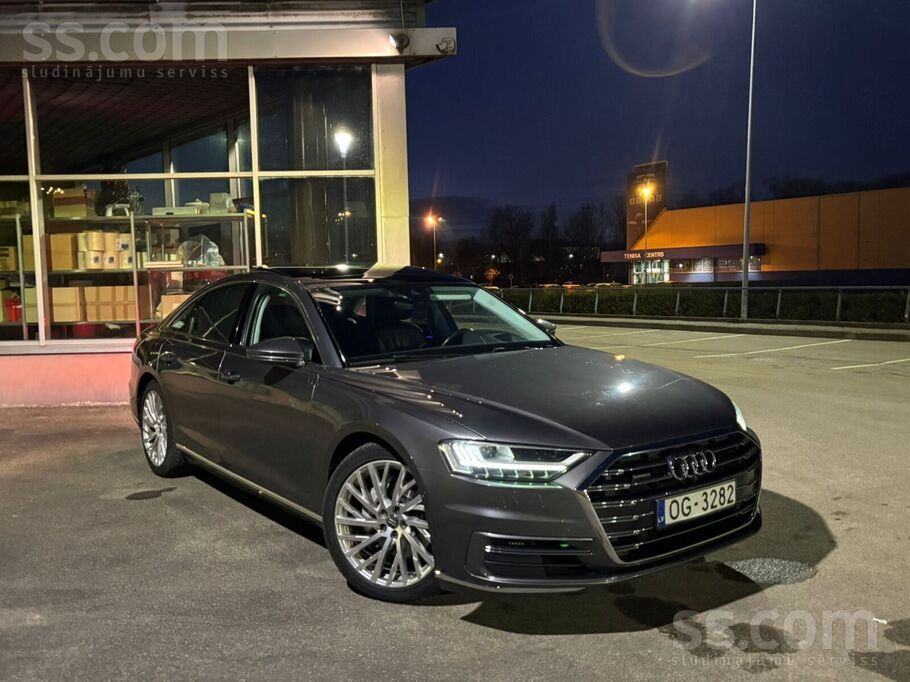 Audi Pārdodu Audi A8 2018. gada, 3.0 dīzelis. Auto ir i