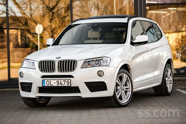 BMW X3. 3.0D. M-Sportaket. 190kw / 258zs. Mega pilns. 
