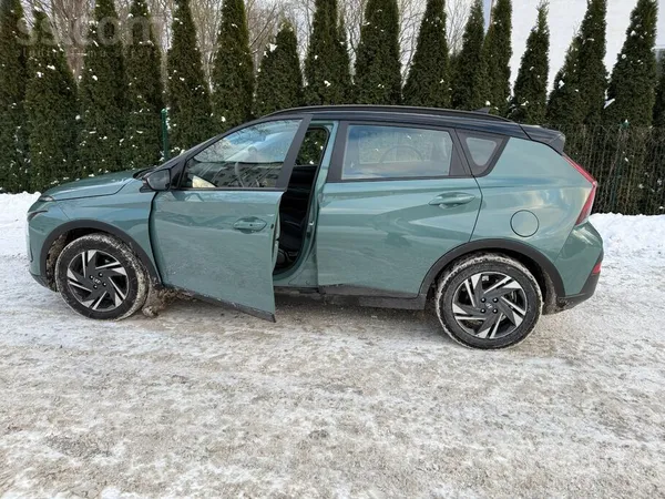Hyundai Продаю Hyundai Bayon, ещё на гарантии. По сути это