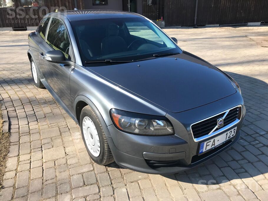 Volvo Pārdod Volvo C30 1, 6 dīzelis. Izlaiduma gads 2007
