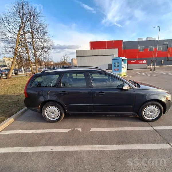 Volvo Ekonomisks 1.6 dīzelis, 80kW. Labā tehniskā stāvok