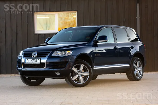 Volkswagen Pārdošanā VW Touareg ar ļoti labu komplektāciju.