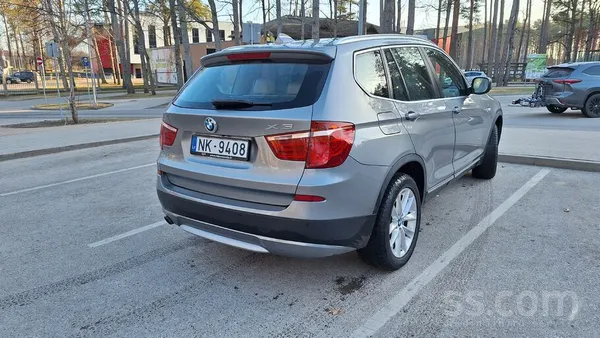 BMW Ja meklē gaišo salonu, kurā nav smēķēts un auto ar
