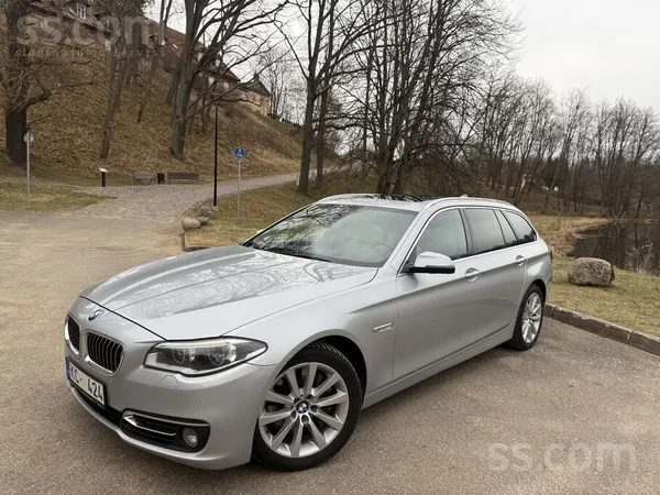 BMW BMW 530d Luxury line xDrive Touring Adaptive Led, 