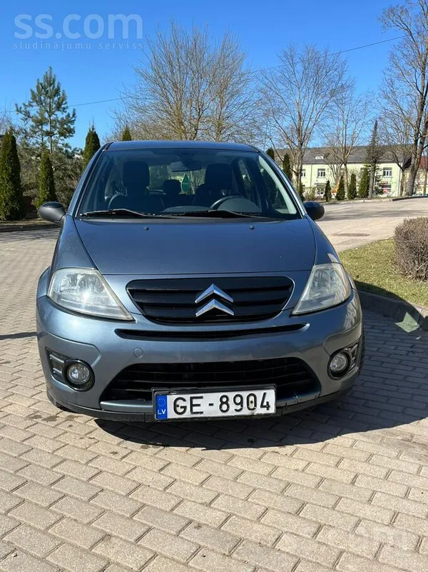 Auto tehniski ir labā stāvoklī, patiess un pārbaudāms nobraukums, kopts un l