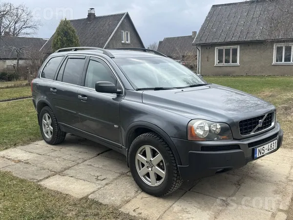 Volvo 7 vietīgs ģimenes auto 