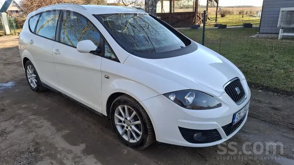 Seat Pārdodu 2011. gada Saeat altea 1, 6 dīzelis. ļoti 