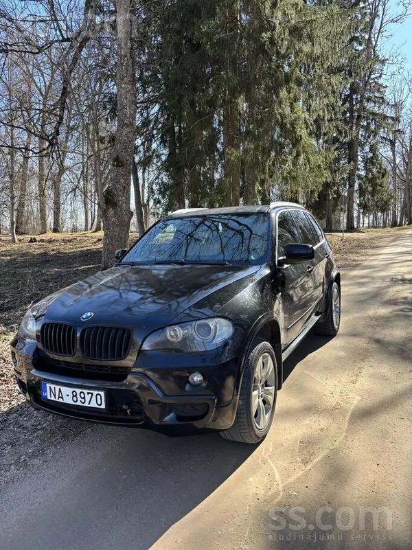 BMW Pārdodu labi koptu BMW X5, kas apvieno komfortu, d
