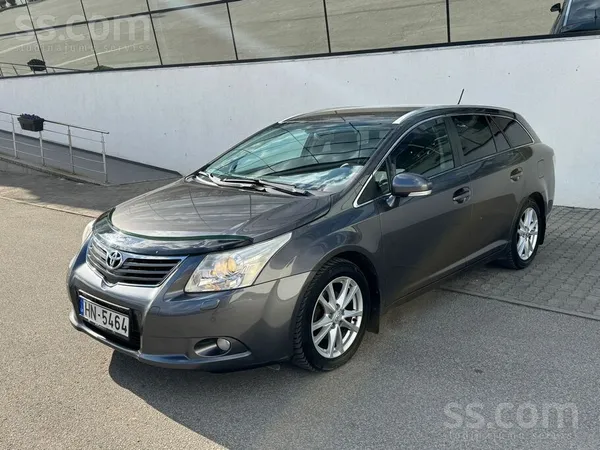 Toyota Auto teicamā stāvoklī. Noskrējiens tikai 236tkm. V