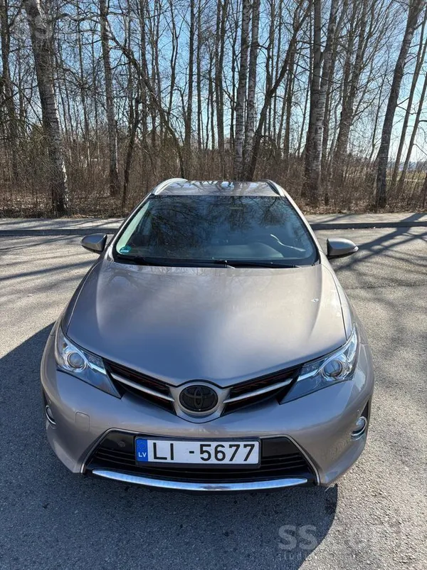 Toyota Продаю авто в отличном состоянии. Свежий техосмотр