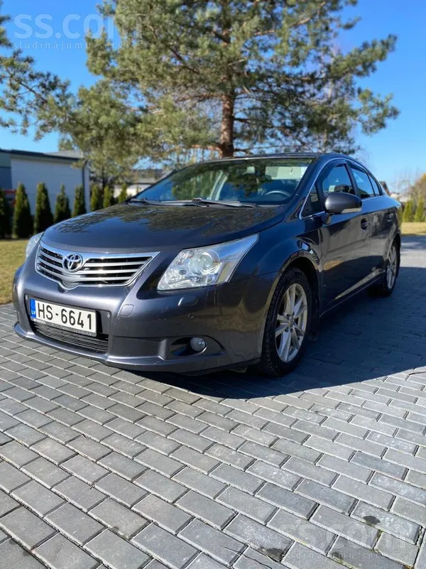 Toyota Pārdod Toyota Avensis 1.8 benzīns, 2011.g. , sedan
