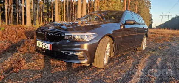 BMW BMW 530 X Drive Luxury G30. 360 kameras. Lielais d