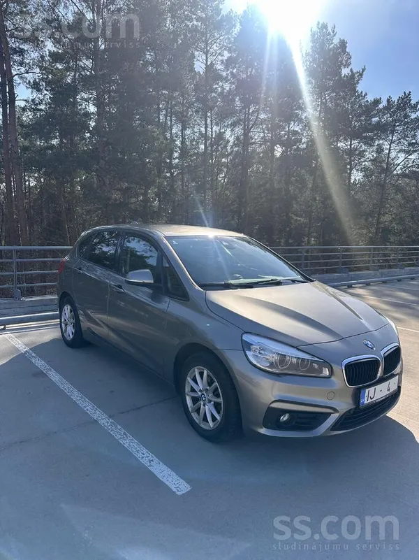 Lielisks ekonomisks un dinamisks auto, viss darbojas, csn nav pabijis. Numur