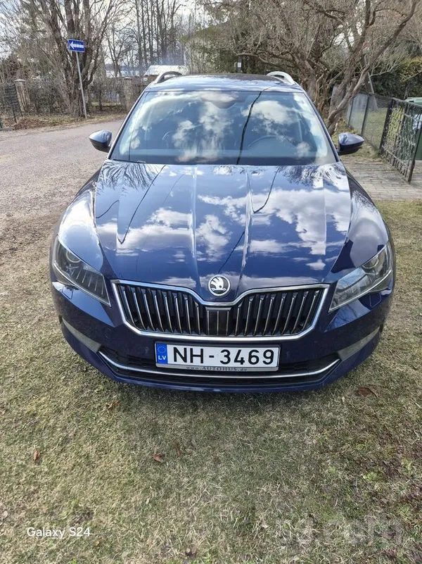 Skoda Pārdodu Laurin & Klement Škoda Superb 2017 univers