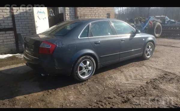 Audi Ar motora defektu, vizuāli defekti, 4 4 darbojas 1