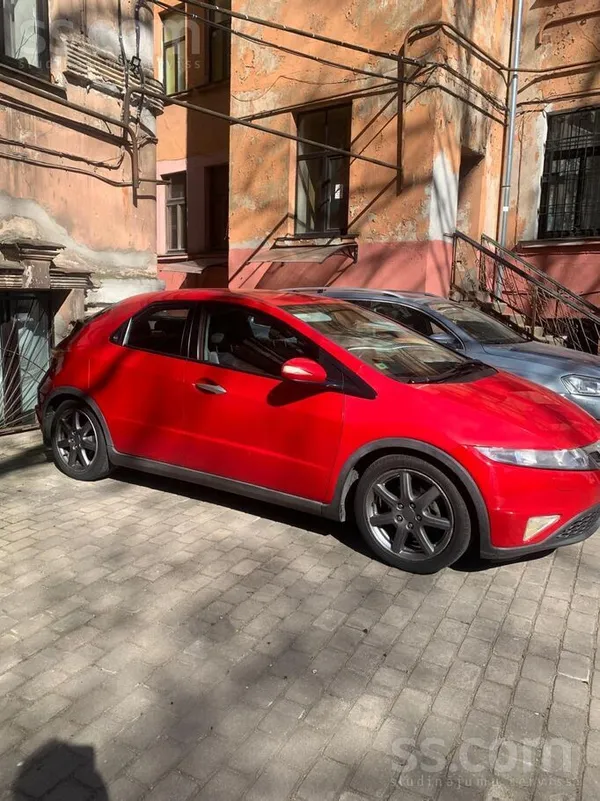 Honda Машина ухоженная, заварены пороги, новый задний мо
