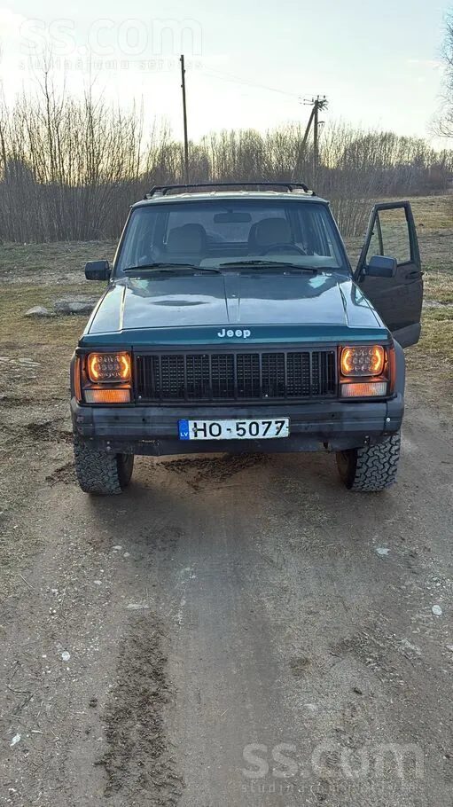 Pārdod bobiku mežiem. Tehniska lidz 27.g janvārim. Ja meklē ikdienas auto ta