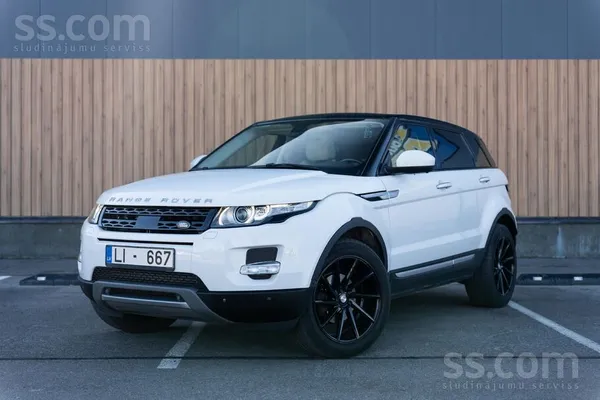 Range rover Evoque no īpašnieka. 
Pirmā reģistrācija 6.11.2014.
Mazs oriģi
