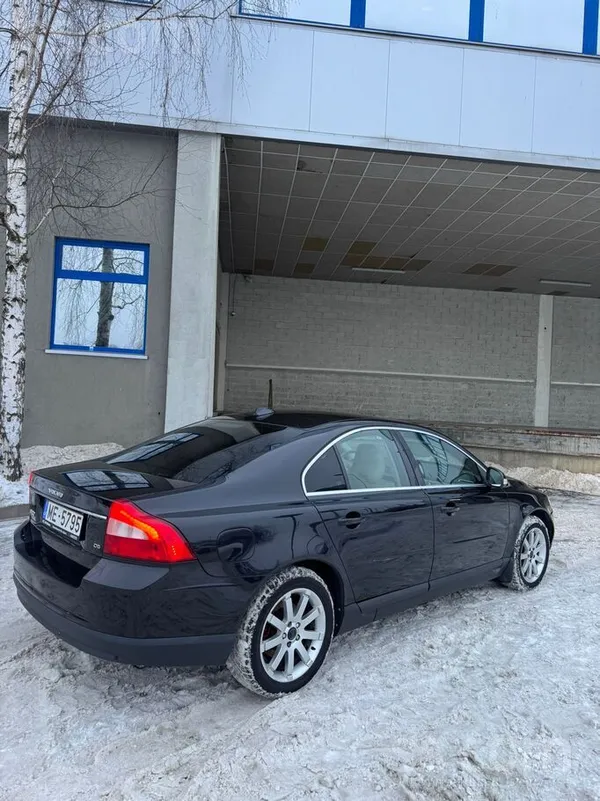 Volvo Pārdodas volvo s80 labā tehniskā stāvoklī, virsū s