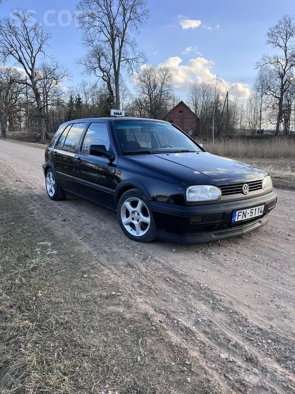 Volkswagen Tirgoju golf mk3 tikko izieta jauna TA mašina prie