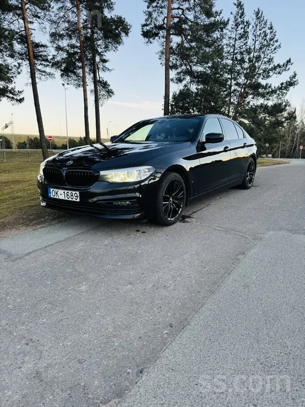 Pārdošanā BMW G30 2.0d. 140kw. 
No ekstrām:
Visu 4 sēdekļu apsilde
Apsild