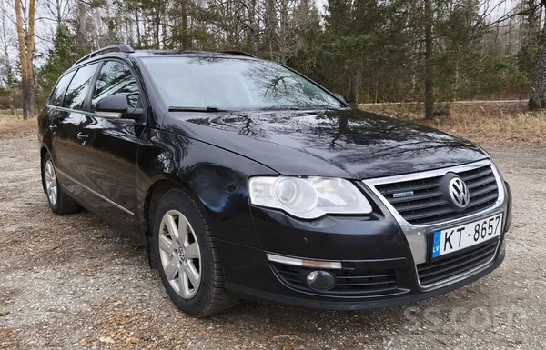 Volkswagen Pārdod ekonomisku, pieskatītu un uzticamu ģimenes 