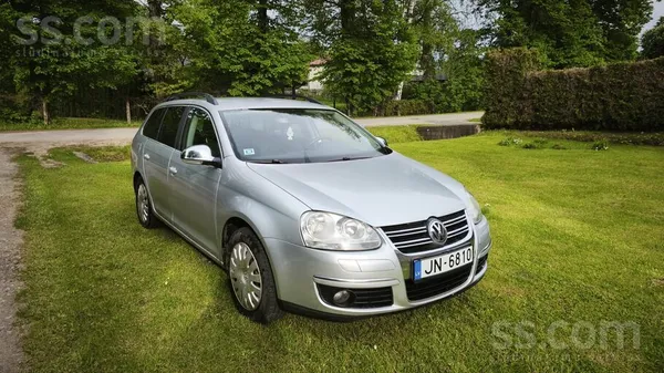 Volkswagen Labi uzturēts un kopts auto ar vienu īpašnieku Lat