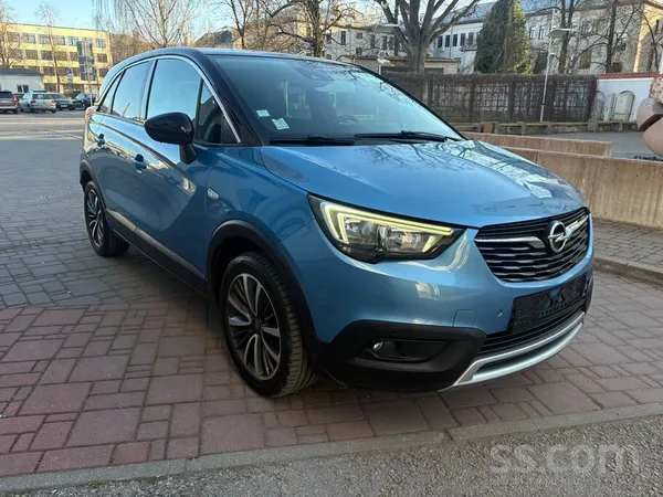 Pārdod labu un izskatīgu Opel Crossland X - drošs un labs dzinējs 1.2 benzīn