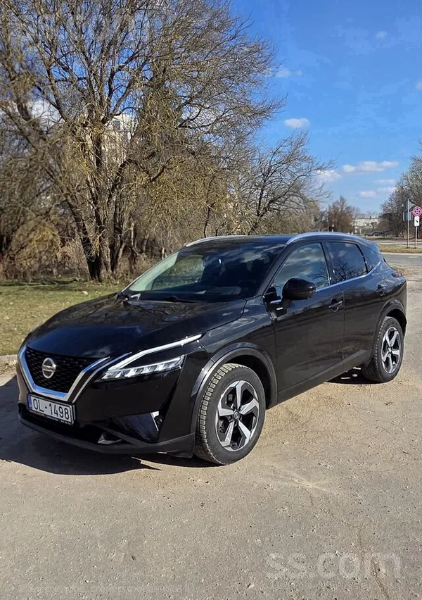 Nissan Qashqai Premier Edition (N-Connecta plus head-up displejs, panorāmas