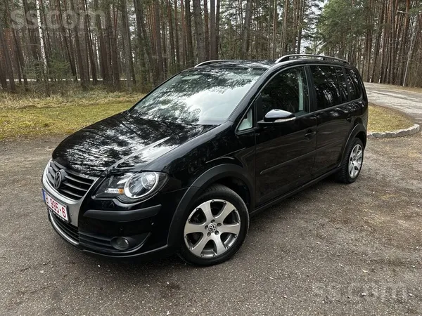 Volkswagen Tikko no Vācijas. VW Touran Cross Facelift 1.4Tsi 