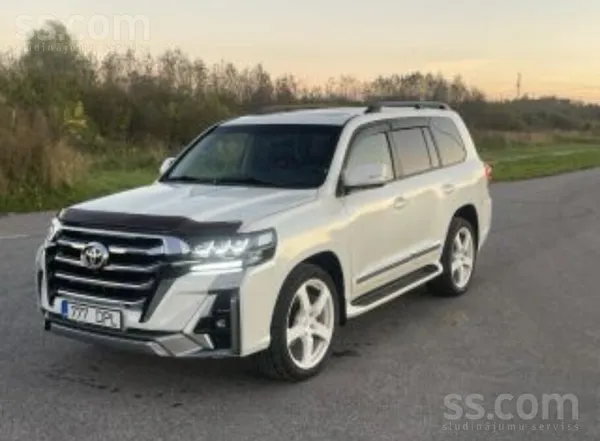 Toyota Продаем или меняем на бмв е70 2008-2010г дизель 21