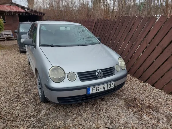Volkswagen Automašīna vairāk stāv nekā to izmanto. Nav nepiec