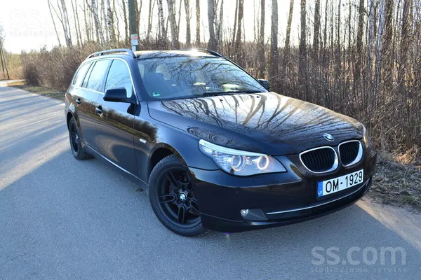 520D; Automāts; 2.0D-130Kw; Navi; Panorāma, Pusāda; R/17, tikko atvesta no V