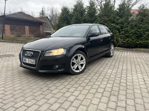 Audi Uzturēts labā tehniskā stāvoklī. Auto ir ekonomisk