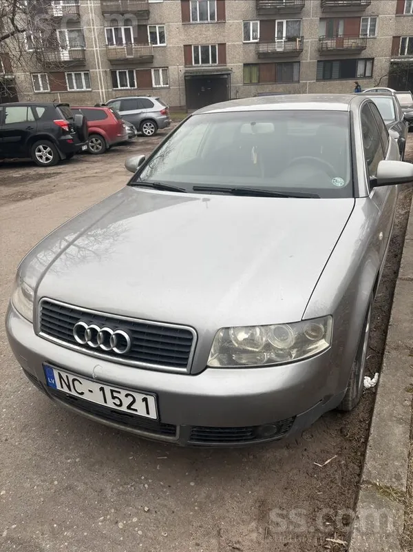 Audi Pārdodu Audi A4.