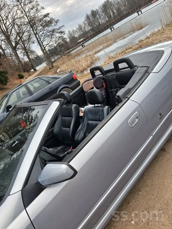 Opel Pārdod vai mainu pret lētaku auto ar piemaksu man.