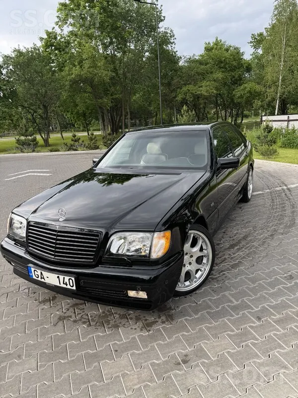 Mercedes Продаётся автомашина Mercedes Benz S300, год выпус
