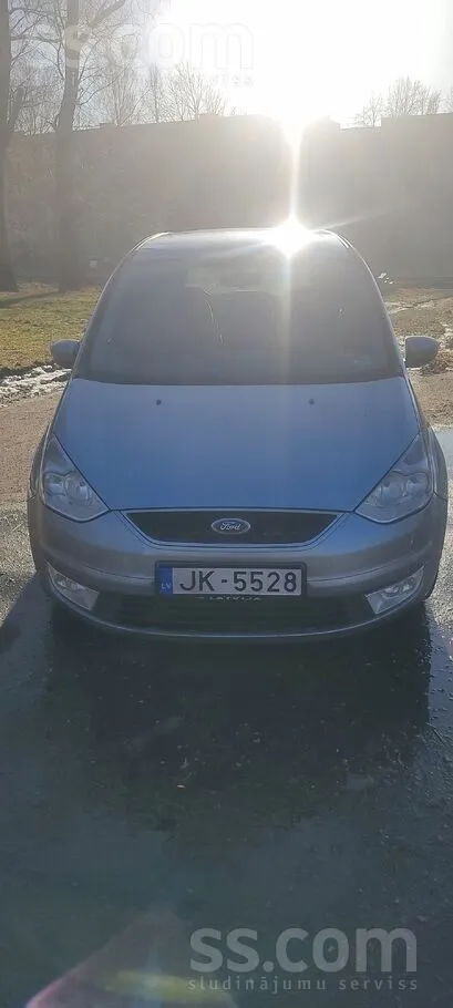 Ford Продаётся Ford Galaxy 1.8 Tdci. 