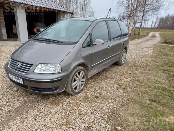 Volkswagen Pārdod VW Sharan 2.0 dīzelis (103kW)