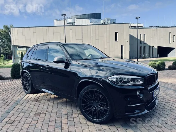 BMW Продаю BMW X5 M50D в кузове F15 мощность двигателя