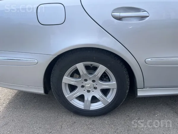 Sveiki. 
Auto ļoti labā stāvoklī, jaunas M+S riepas trīs mēnešus lietotas,