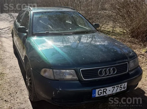 Audi Pārdodu ekonomisku Audi a4b5 avant 1.9 dīzelis 81k