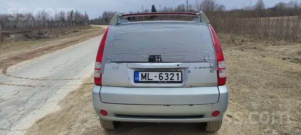 Honda Pārdošanā ejošs auto rezerves daļām. Viss darbojas