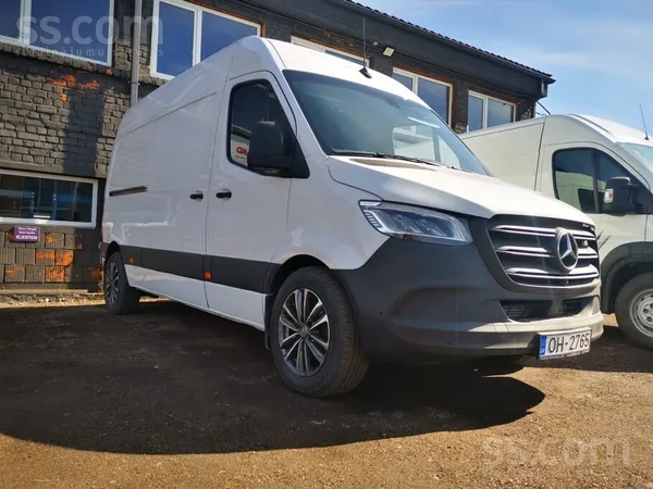 Mercedes Mercedes-Benz Sprinter 211 (2020) – Automāts, Weba