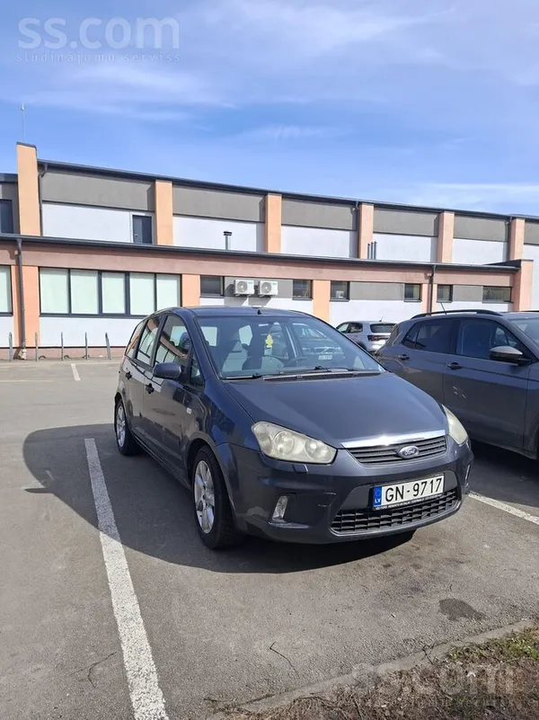 Продаю Ford Focus C-Max 2007 года выпуска, являюсь единственным владельцем,