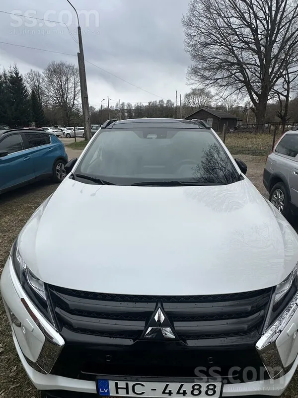 Mitsubishi Eclipse Cross 1.5 T Instyle Black Edition 4Wd Cvt 163 zs
Vidējai