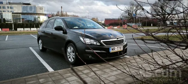Peugeot В Латвии один хозяин. Была приобретена в фирме Lon