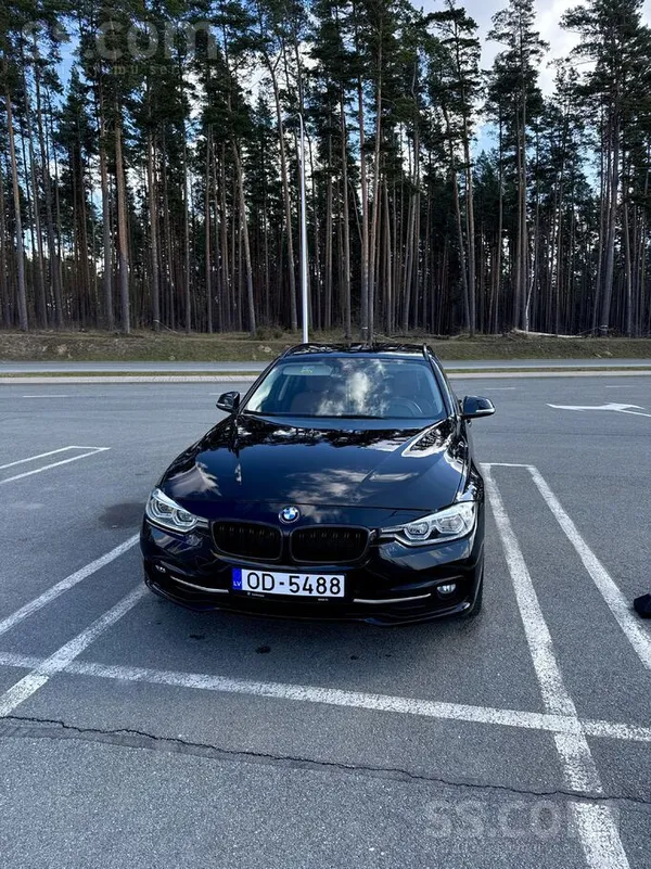 BMW Komplektācija: